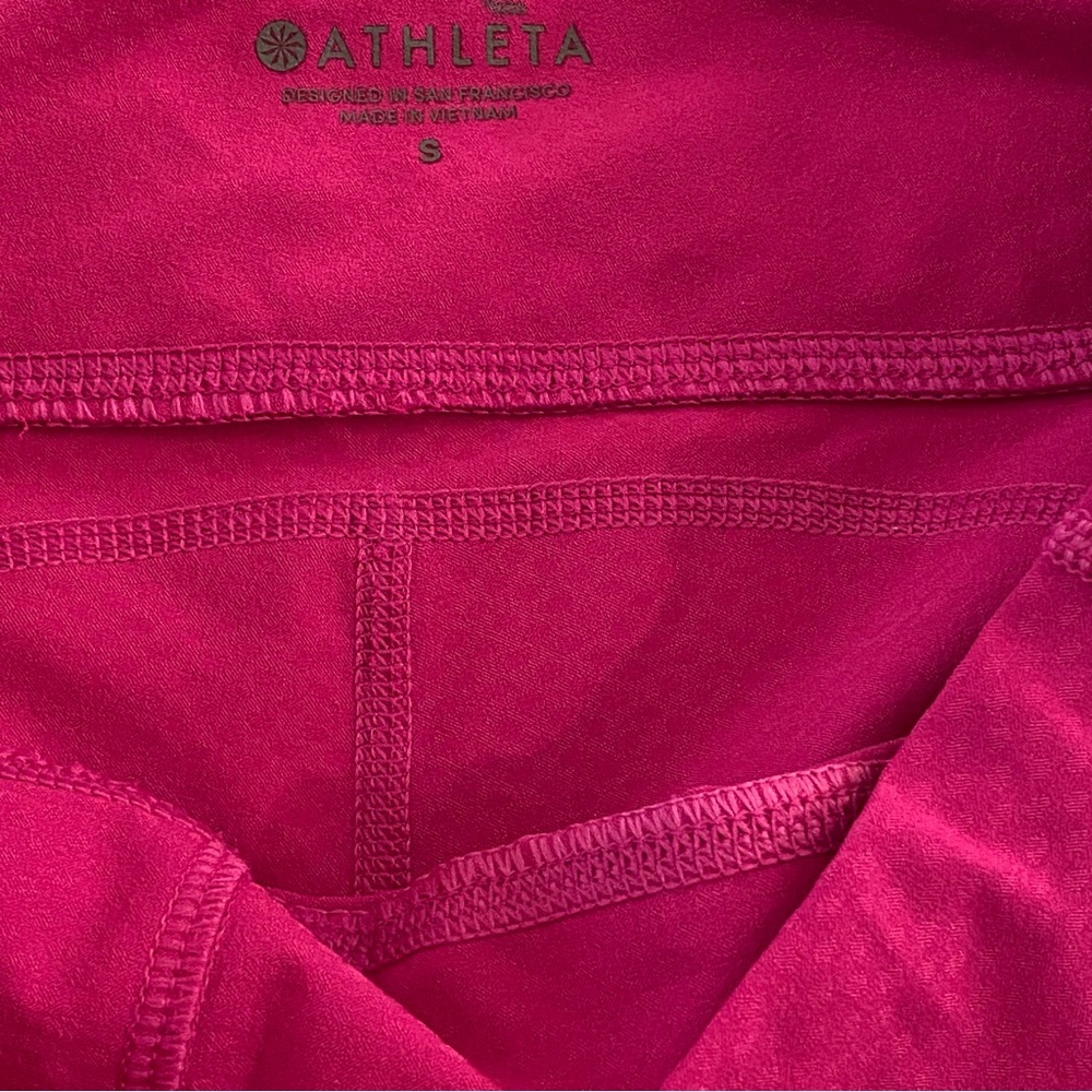 Athleta leggings Capri size Small dark pink - Picture 3 of 8